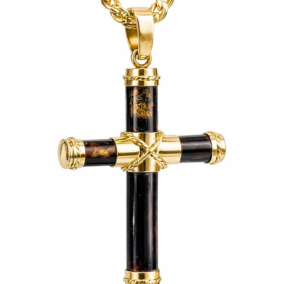 Cruz de Oro de Ley y Coral Negro