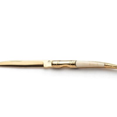 Navaja Joya en Oro 750 – Edición Exclusiva en Marfil de Mamut Fósil y Coral Negro Natural
